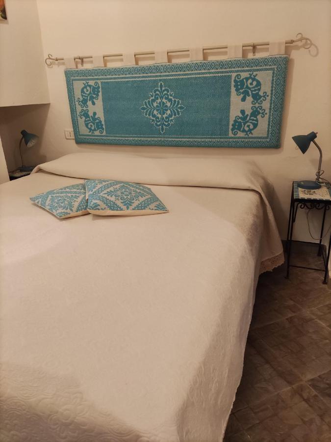 Casa Di Anna Lejlighed San Teodoro  Eksteriør billede